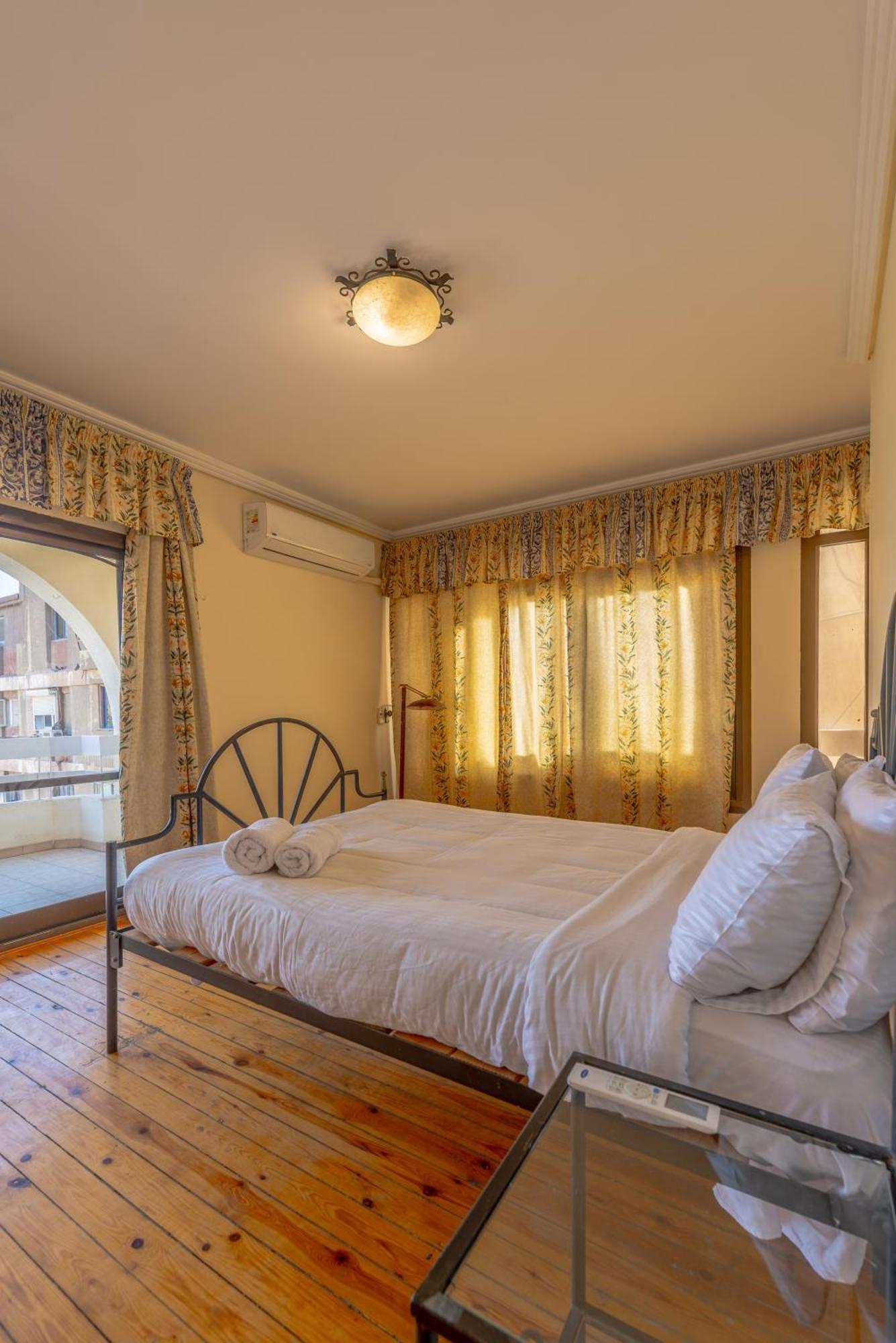 Royal 3 Bedrooms Le Caire