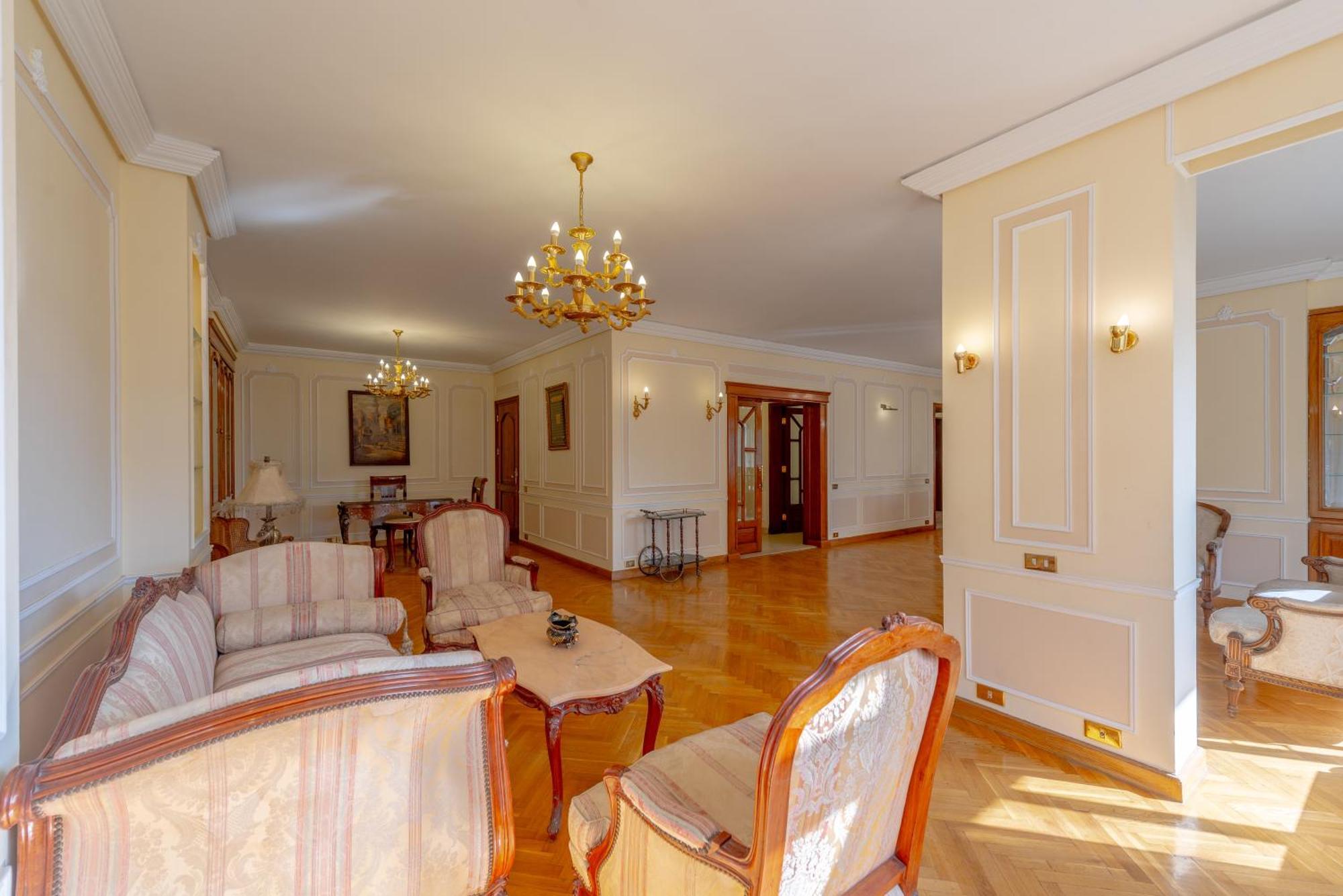 Royal 3 Bedrooms Appartement Le Caire
